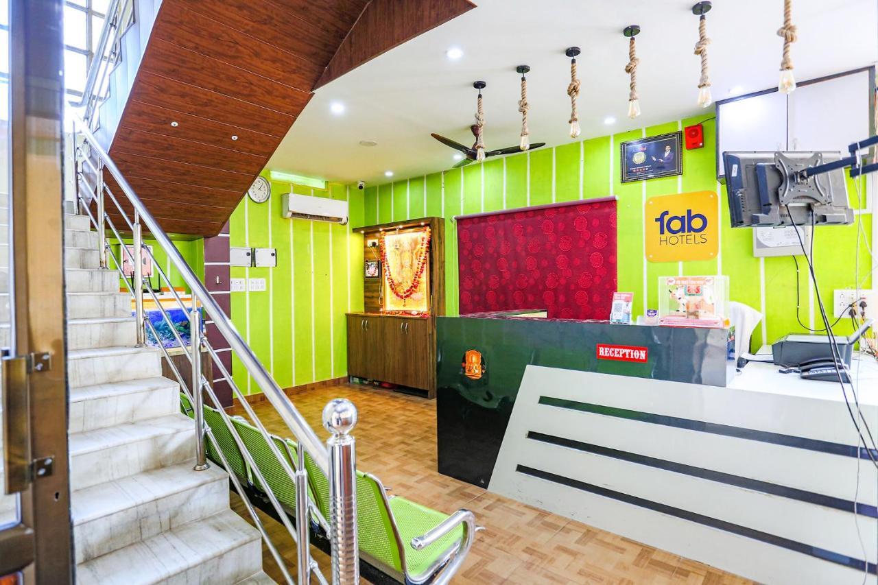 Fabhotel Shivam Palace Варанаси Экстерьер фото