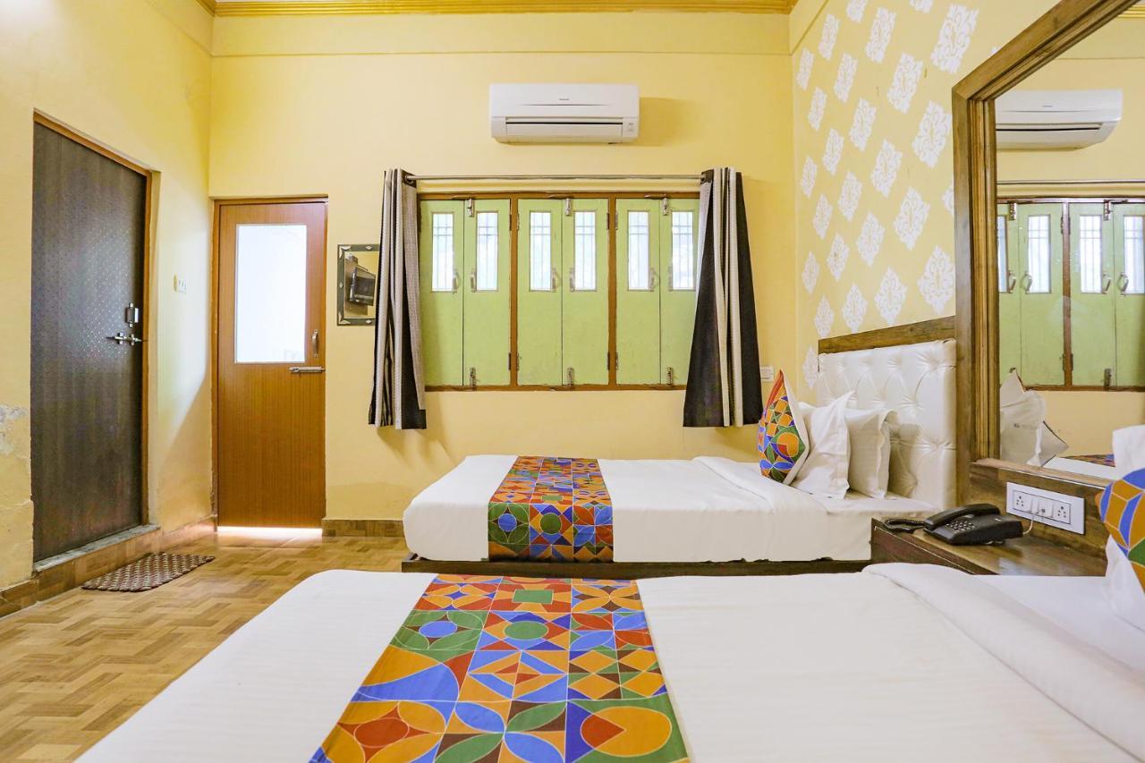 Fabhotel Shivam Palace Варанаси Экстерьер фото