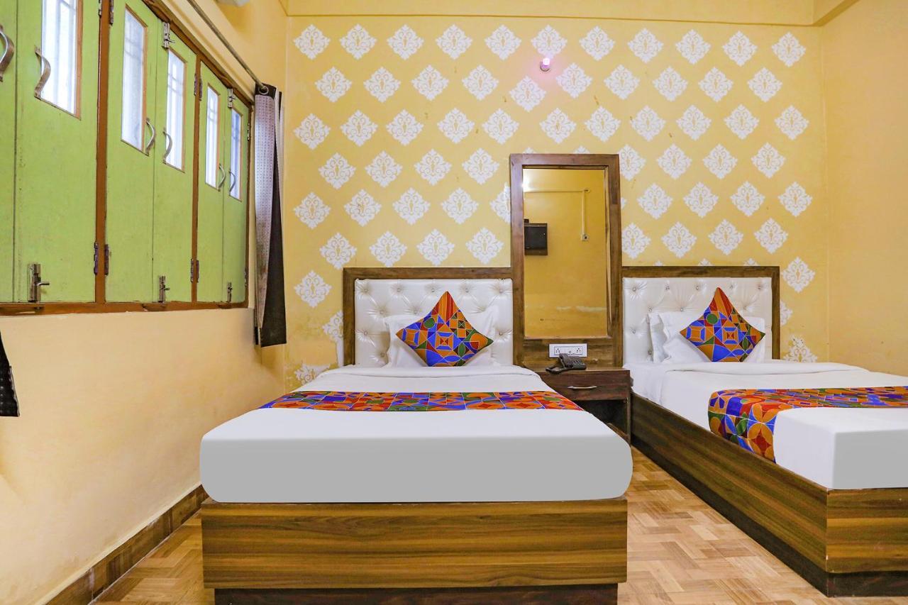 Fabhotel Shivam Palace Варанаси Экстерьер фото